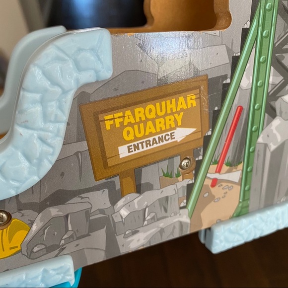 Thomas and Friends wooden Railway Quarry Setting - Picture 5 of 7